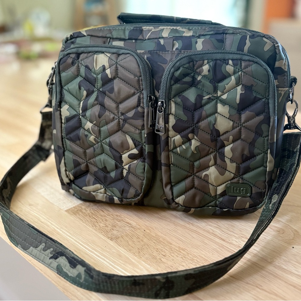 Lug Navigator Camo Quilted Messenger Bag - Picture 2 of 14